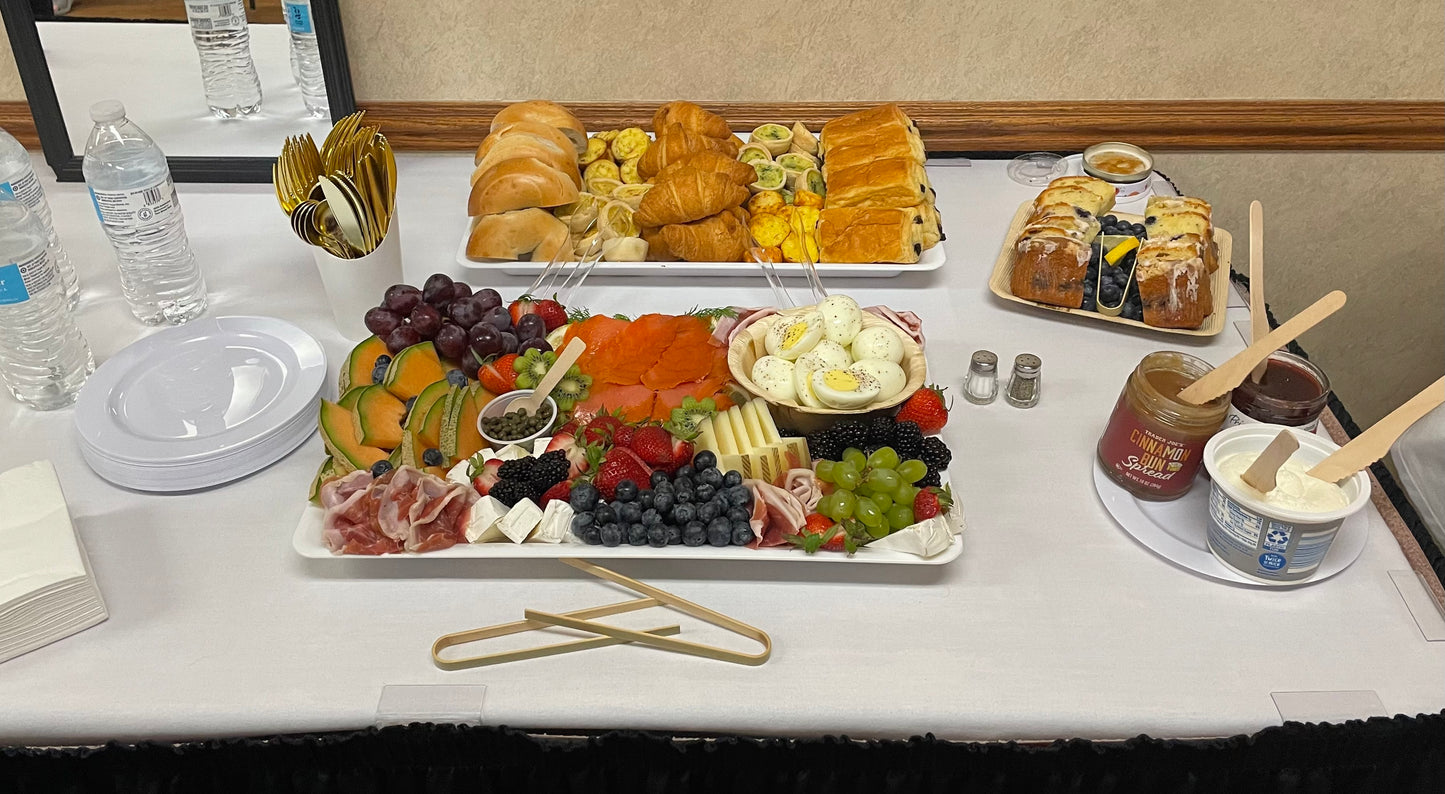 Brunch Arrangement (Serves 10)